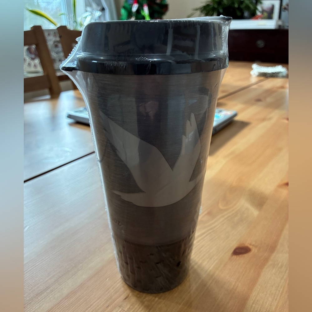 Wawa Black Tumbler with Bird Design. Sealed.